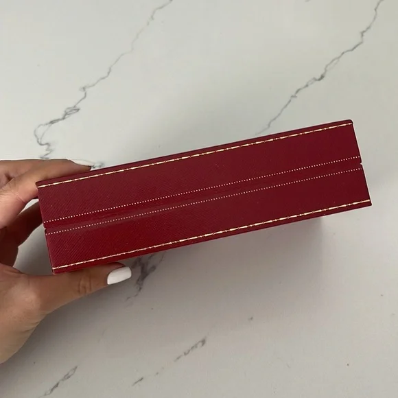 Cartier original sunglasses leather box suede type on inside  display picture 1